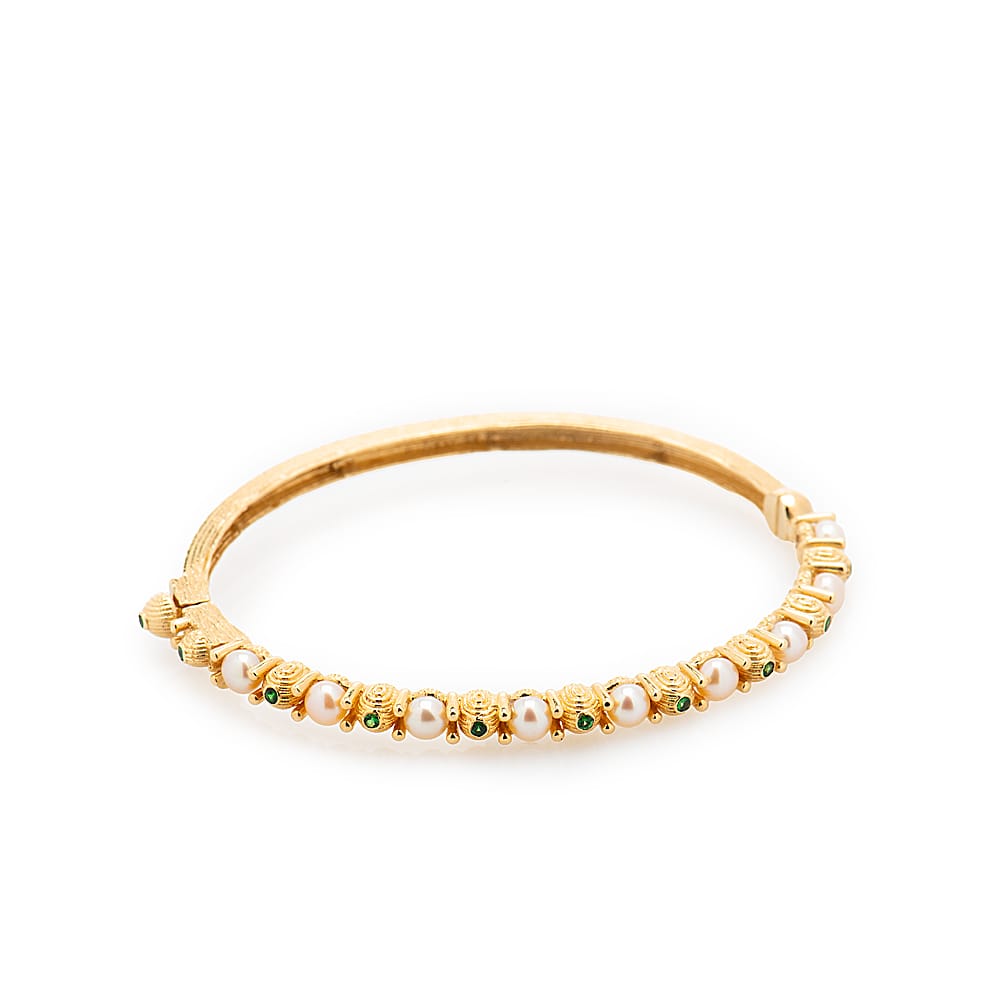 Твърда гривна от жълто злато, с перла, със зелени цирконий, 15,09гр.